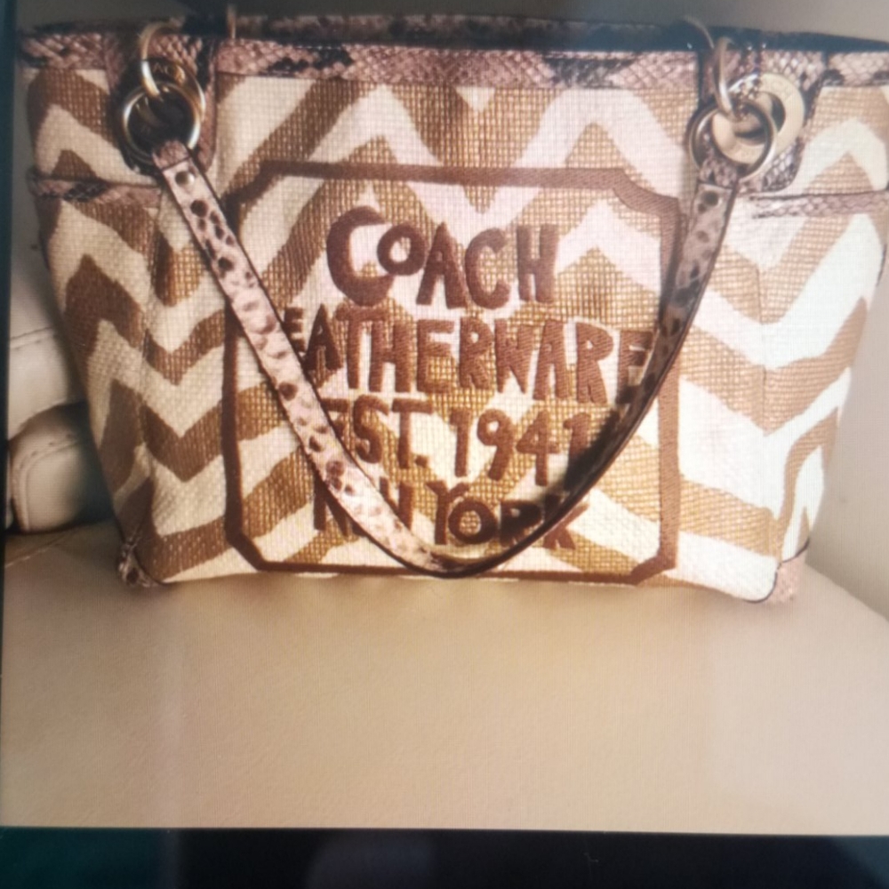 Authentic Coach bucket bag